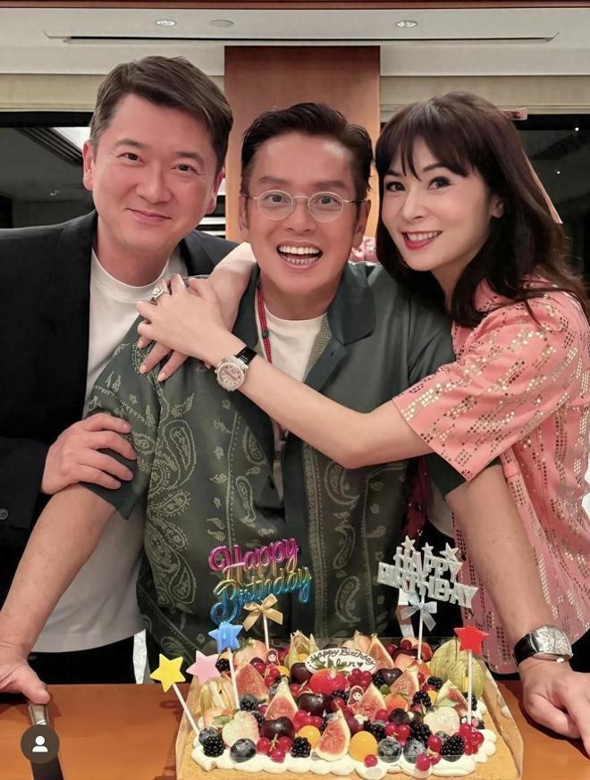 谭咏麟和陈, 他们在足球