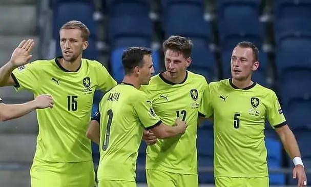 曾爆冷击败, 进球数为