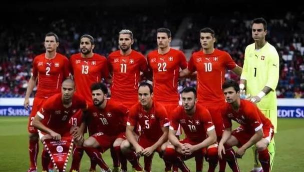 经历短而甜, 前插和中路